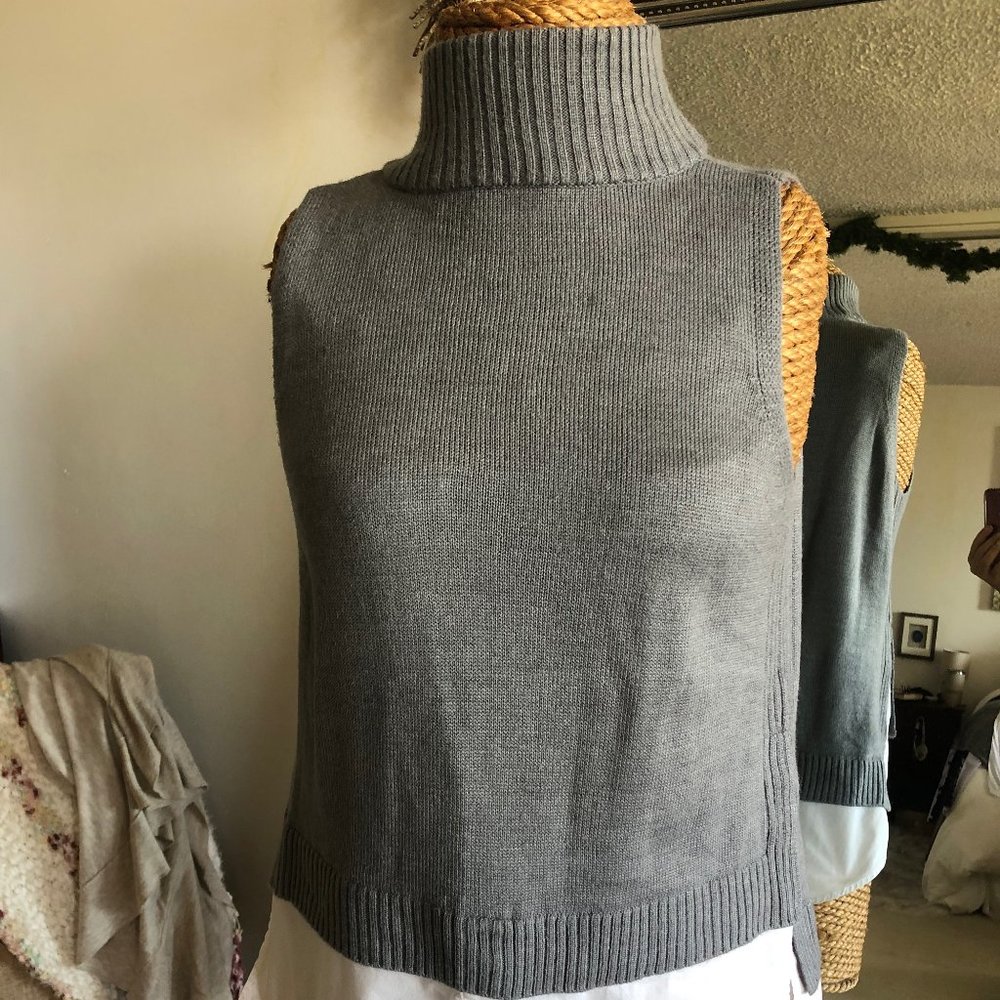 White House Black Market Sweater Top